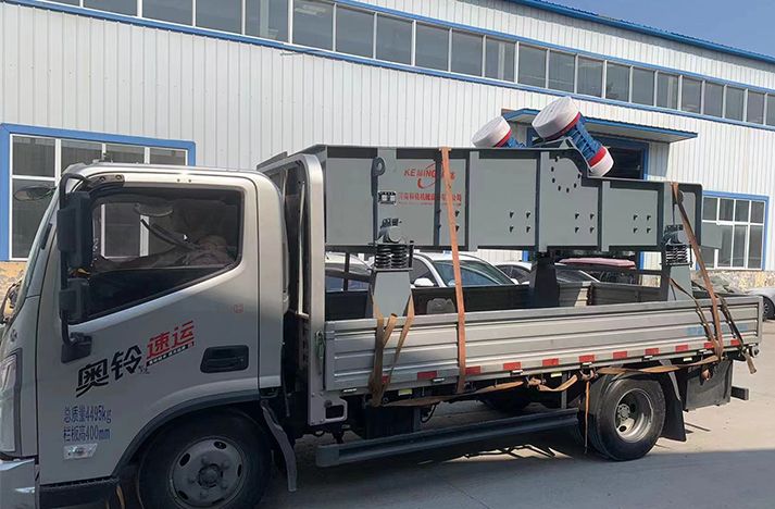 直線篩的電機(jī)安裝位置有幾種？有什么區(qū)別